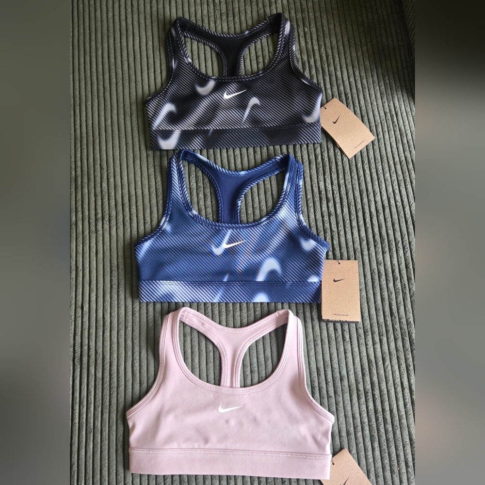Nike Girls Sports Bras Small NWT